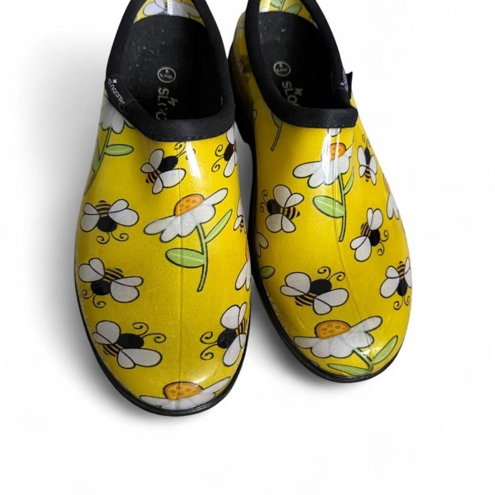 Sloggers Women’s Garden Shoes Size 9 Yellow Bee Daisy Floral Waterproof Clogs